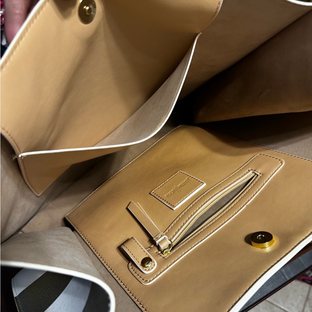 Neiman Marcus Stylish Gold metallic and White Striped Tote Bag - Picture 6 of 11
